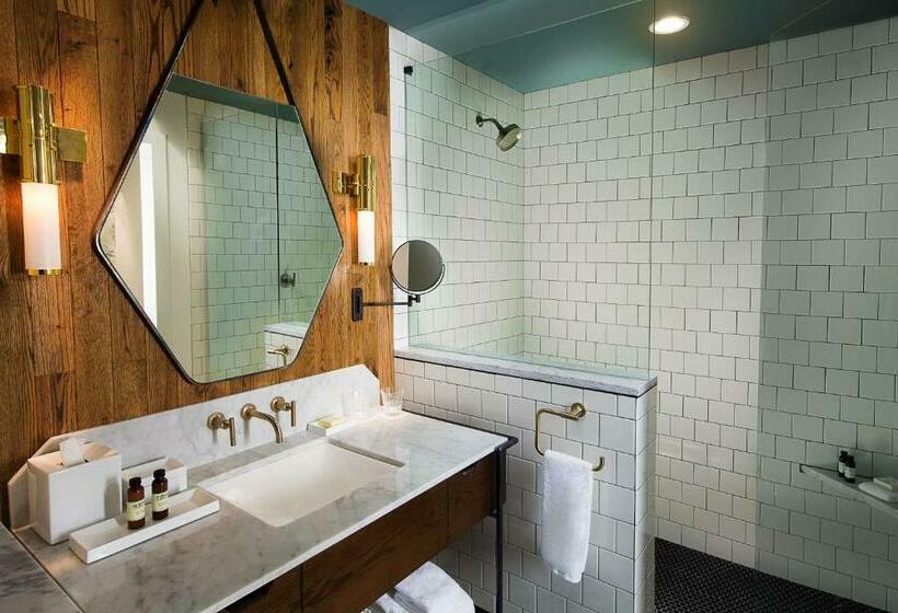 اتاق استاندارد با تخت بزرگ برای معلولان, Thompson Nashville, By Hyatt