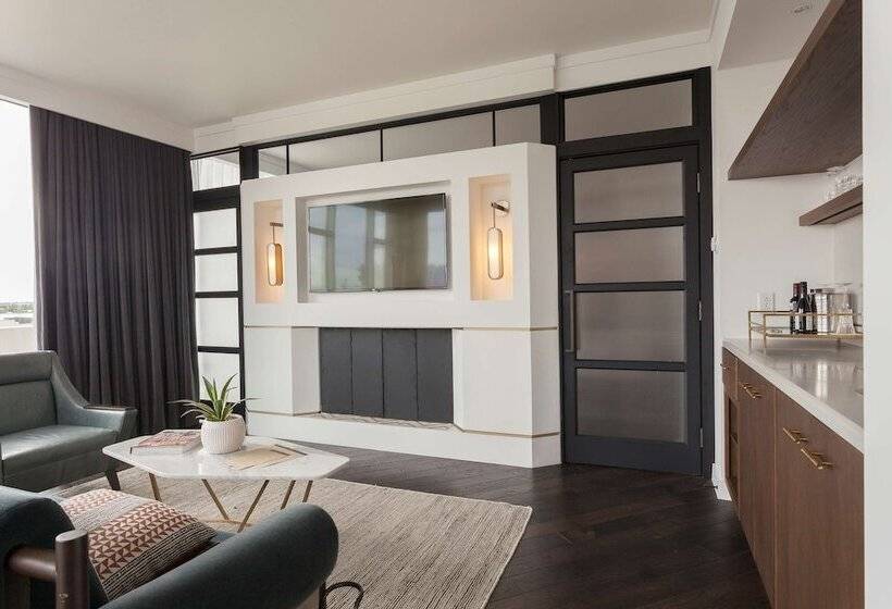 سوییت اجرایی, Thompson Nashville, By Hyatt