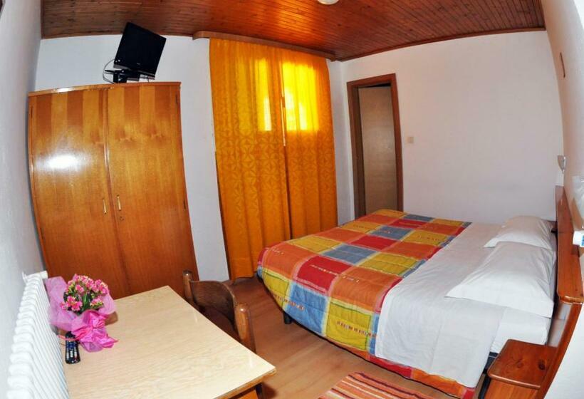 חדר סטנדרט, Verda Val