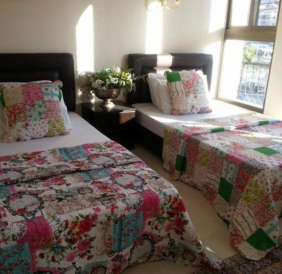 اتاق استاندارد با سرویس بهداشتی مشترک, Zaman Ya Zaman Boutique