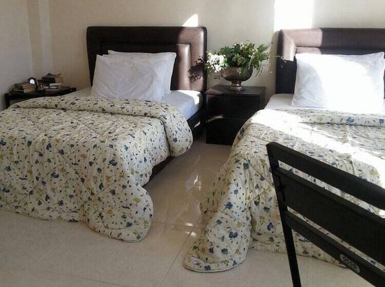 اتاق استاندارد سه نفره, Zaman Ya Zaman Boutique