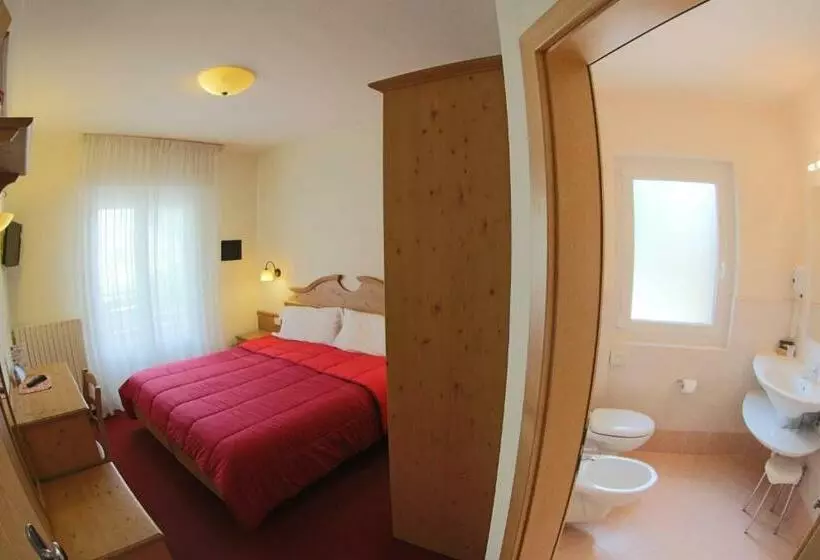 バルコニー付きスタンダードルーム, Liz Hotel & Apartments
