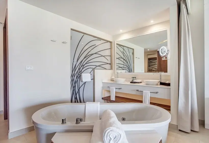 سوییت جونیور لوکس, Royalton Hideaway Saint Lucia, An Autograph Collection All-Inclusive Resort - Adults Only