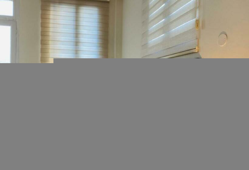 اتاق استاندارد با سرویس بهداشتی مشترک, Zaman Ya Zaman Boutique