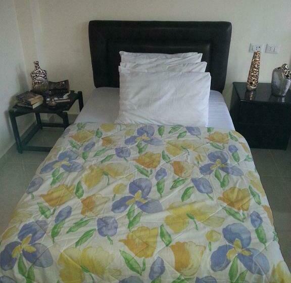 اتاق استاندارد یک تخته با سرویس بهداشتی مشترک, Zaman Ya Zaman Boutique