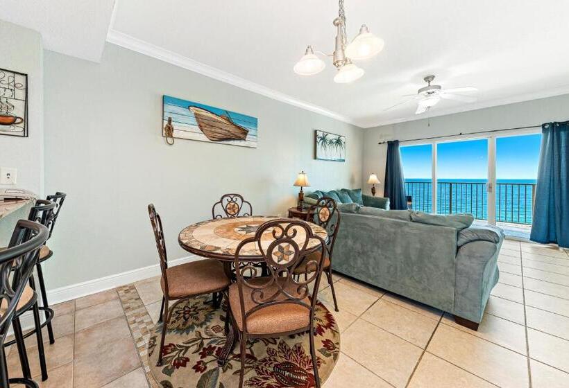 带1个卧室的带阳台的公寓, Crystal Shores West 202