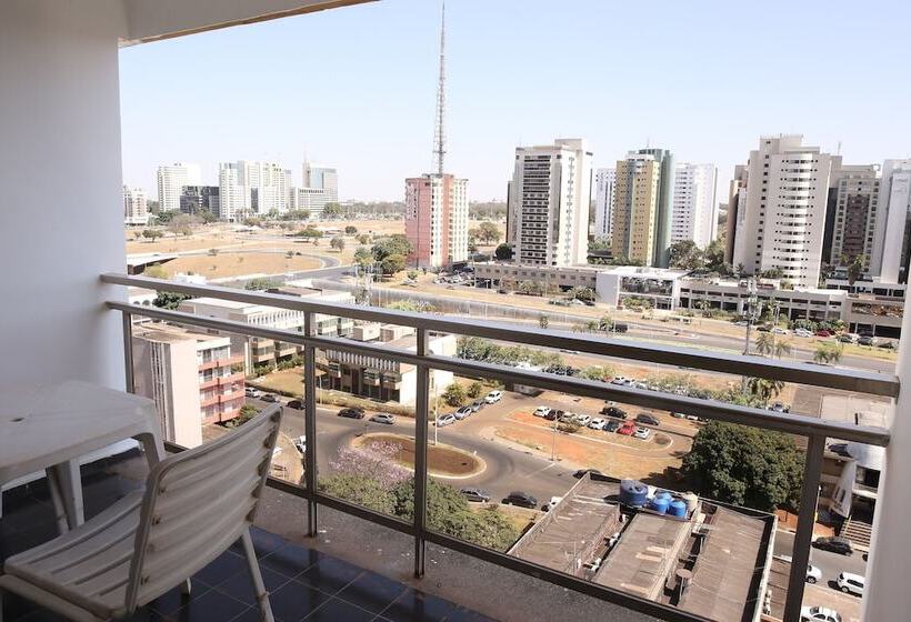 חדר סטנדרט לשלושה, Abc Apart