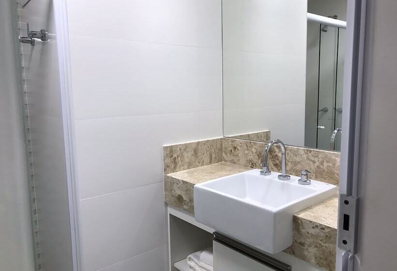 חדר דלוקס, Abc Apart