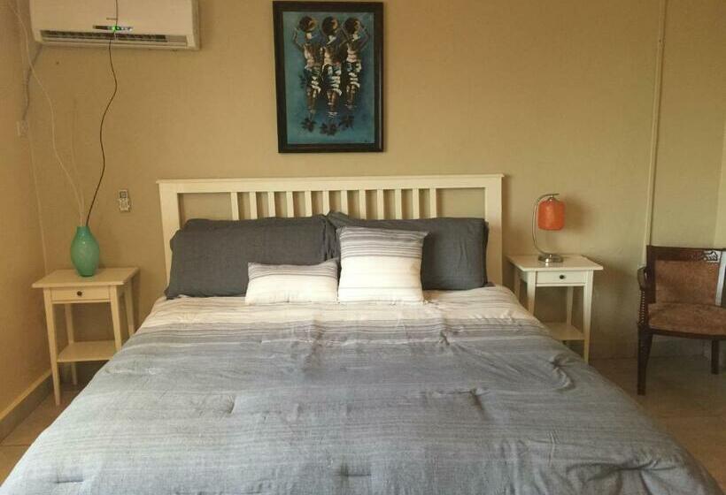 اتاق استاندارد, The Jam Lodge