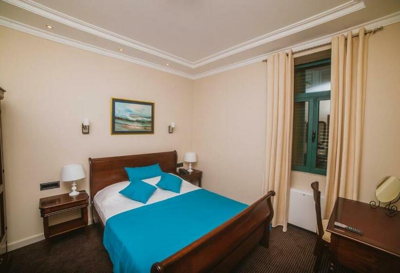 اتاق استاندارد, Astoria