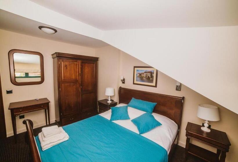 اتاق استاندارد یک نفره, Astoria