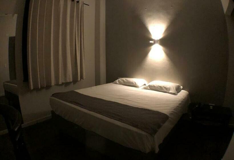 اتاق استاندارد, Hostel Carabelas   Proximo A 25 De Março E Brás