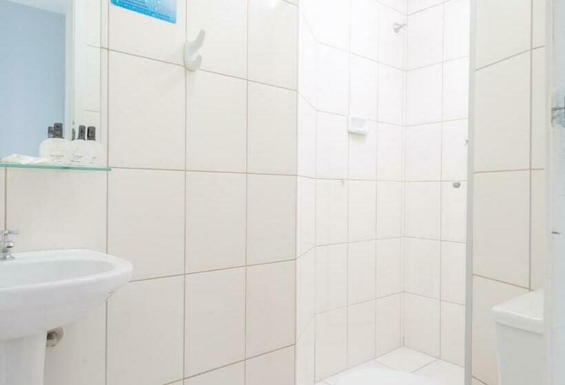 اتاق استاندارد سه نفره, Hostel Carabelas Proximo A 25 De Março E Brás