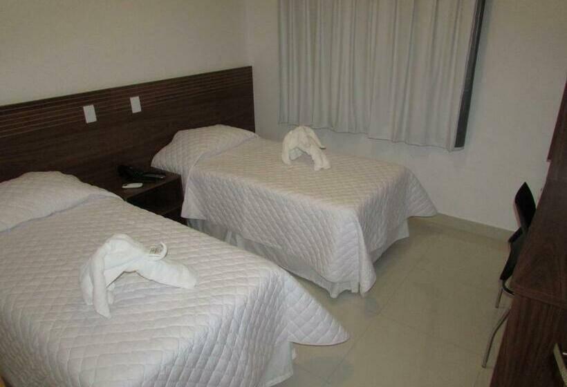 标准单人间, Master