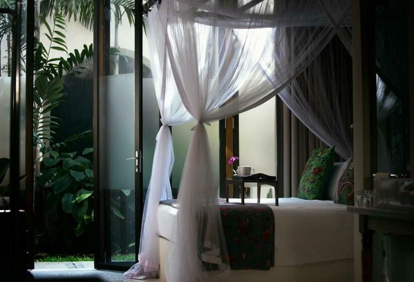 带大床的豪华间, Muntri Grove