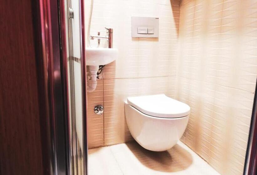 اتاق اکونومی, Quantum