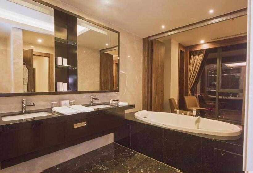 프레지덴셜 스위트, Ramada Plaza By Wyndham Konya