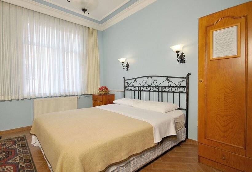 Трежместный Номер Economy, Side