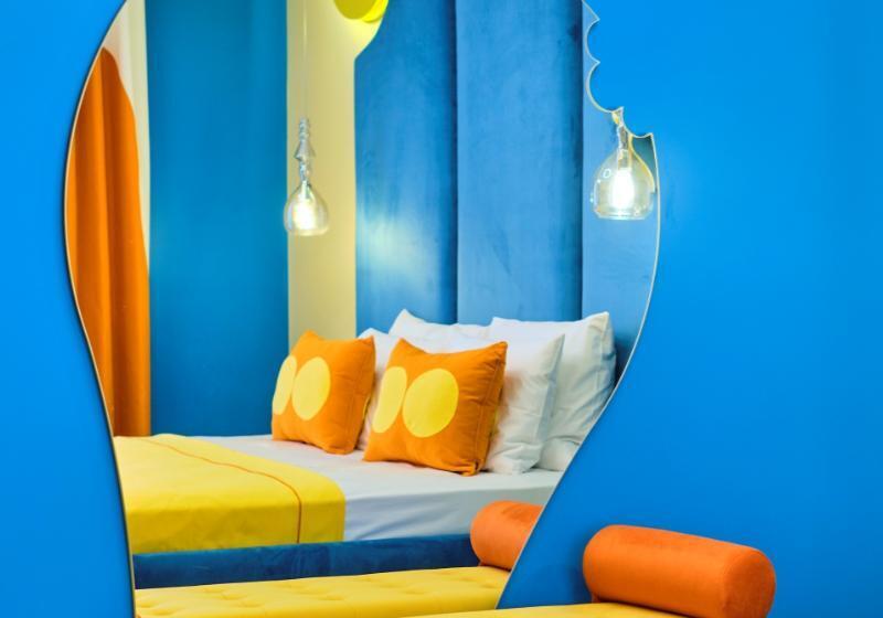 Номер Стандарт, Side