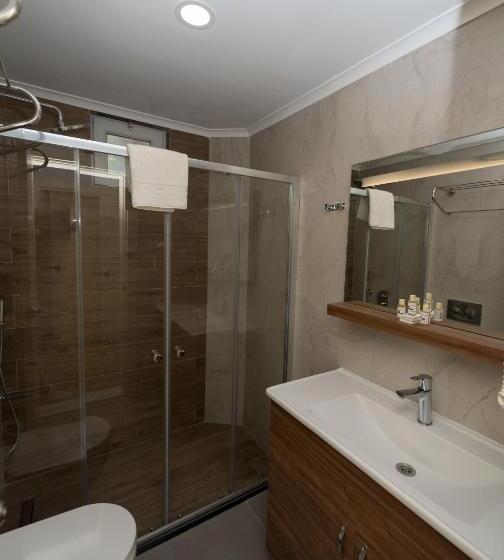 اتاق سوپریور خانوادگی, Side Village Hotel All Inclusive