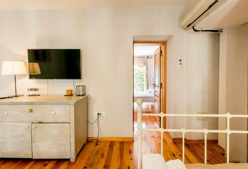 سوییت با چشم‌انداز دریا, Stanica B&b