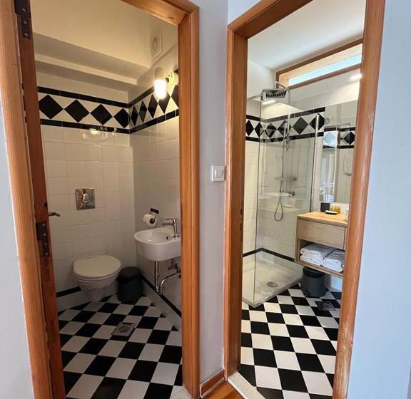 اتاق استاندارد با چشم‌انداز دریا, Stanica B&b