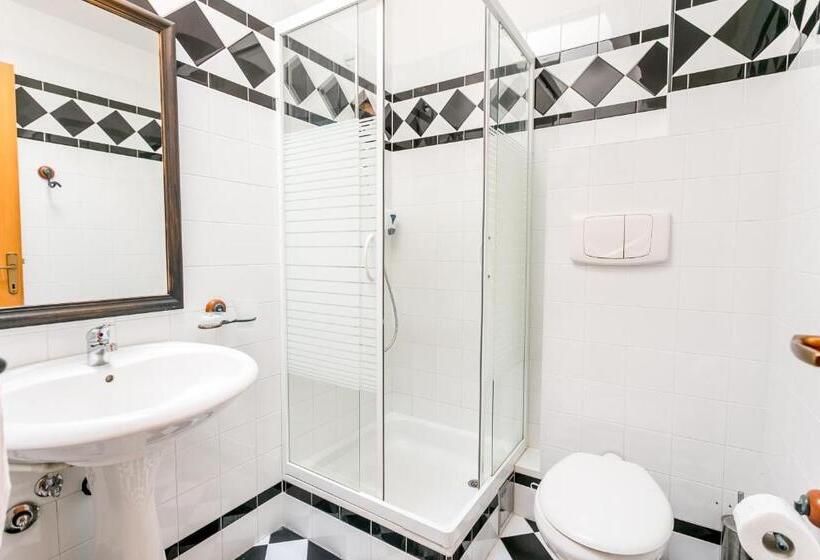 آپارتمان 1 خوابه با چشم‌انداز دریا, Stanica B&b