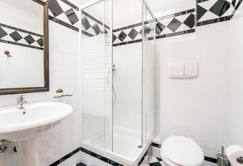 اتاق استاندارد با چشمانداز دریا, Stanica B&b