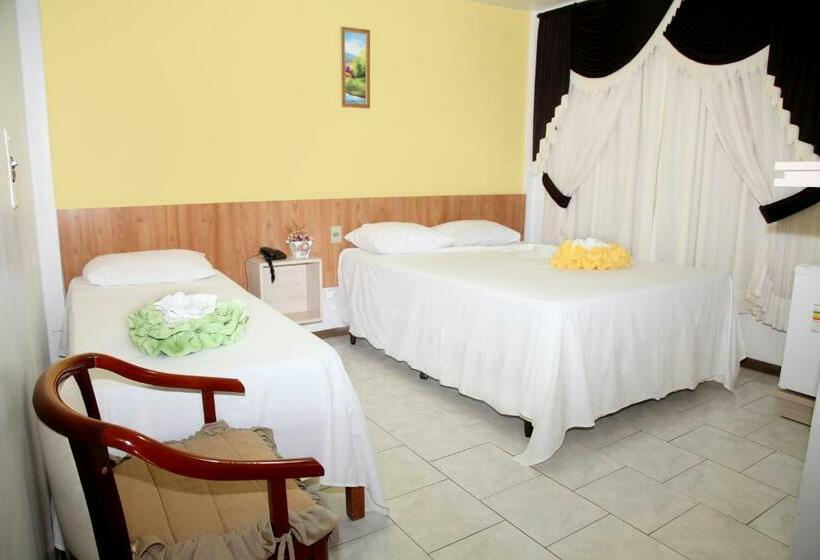 标准间, Village Foz