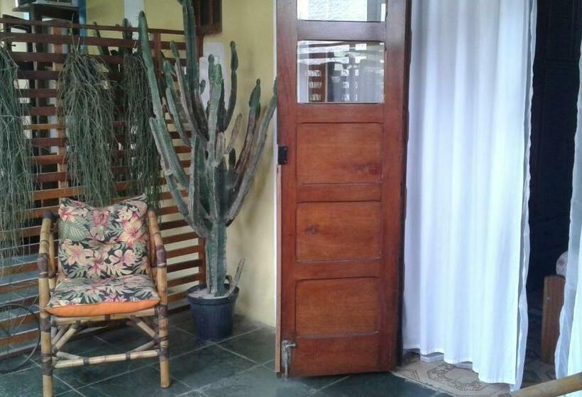 Номер Стандарт Совместная Ванная, Maracujá Hostel