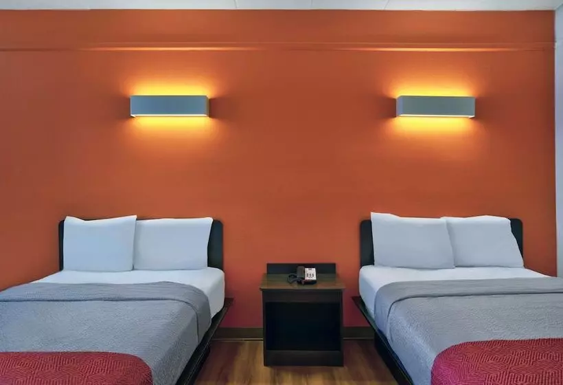 ２ダブルベッドのスタンダードルーム, Motel 6seaford, De