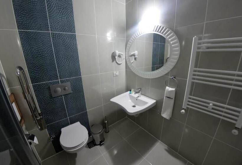 غرفة قياسية فردية, Sozturk Otel