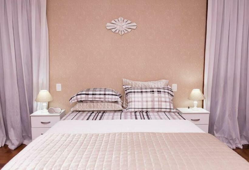 Четырехместный Номер Deluxe, Hospedaria Casa Real