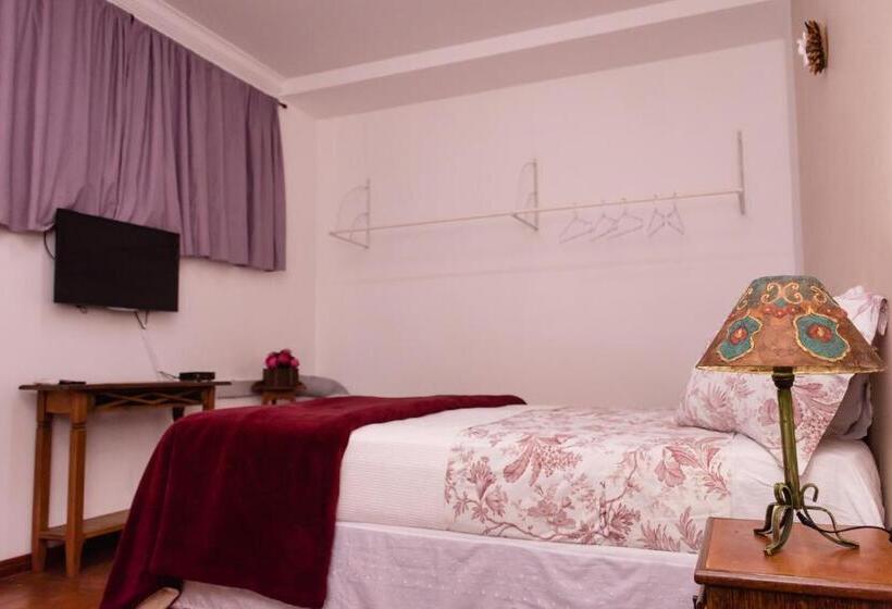 자쿠지 스위트, Hospedaria Casa Real