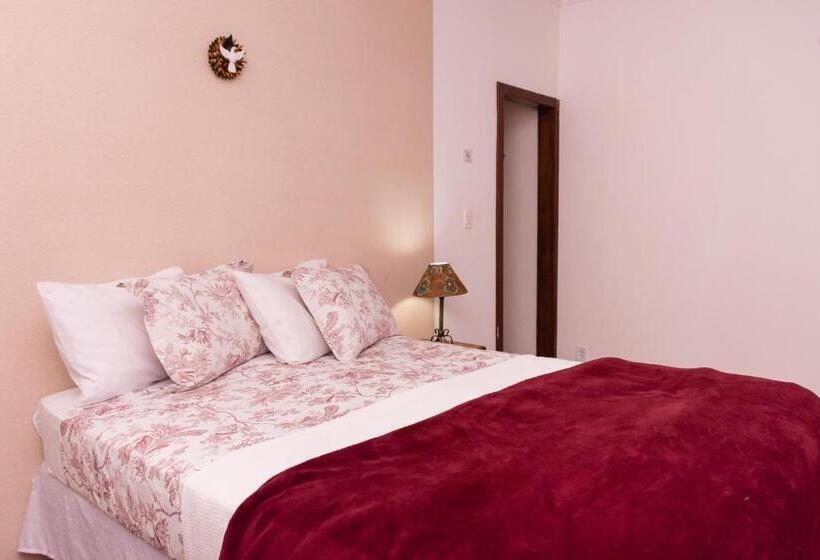 자쿠지 스위트, Hospedaria Casa Real