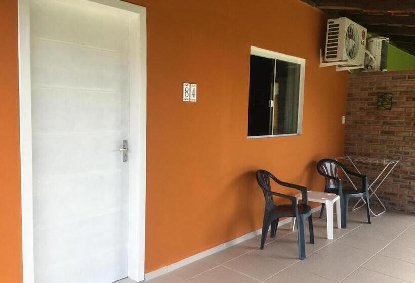 חדר לארבעה סטנדרטי עם מרפסת, Refúgio Do Bosque