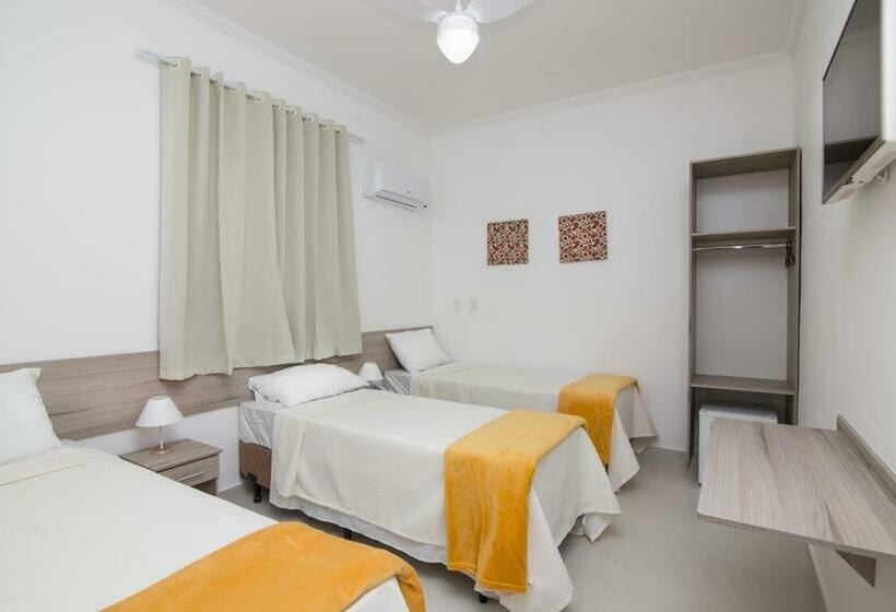 스탠다드 트리플 룸, Araçari