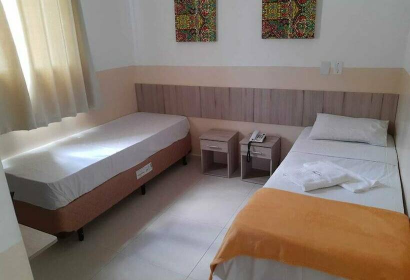 스탠다드 싱글 룸, Araçari