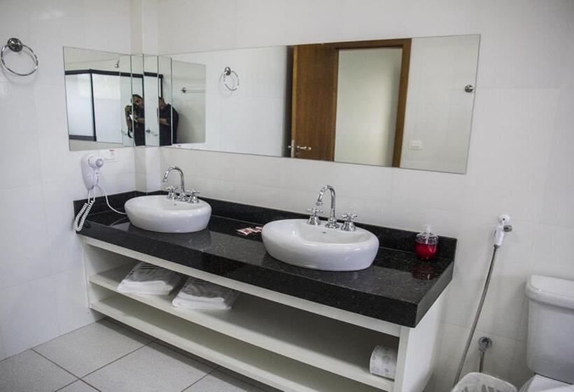 Трехместный Номер Deluxe, Baeza