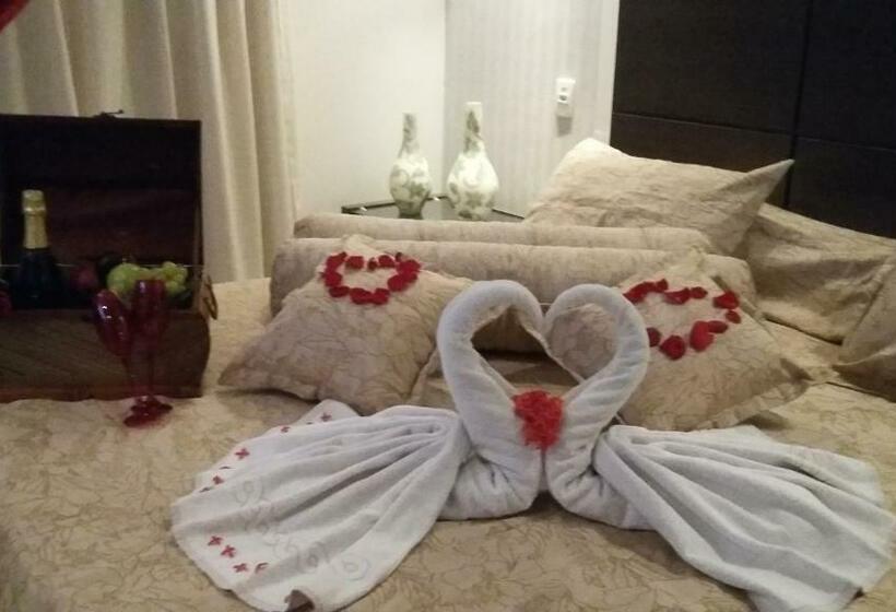 סוויטה עם ג'קוזי, Fiesta Baiana Clube