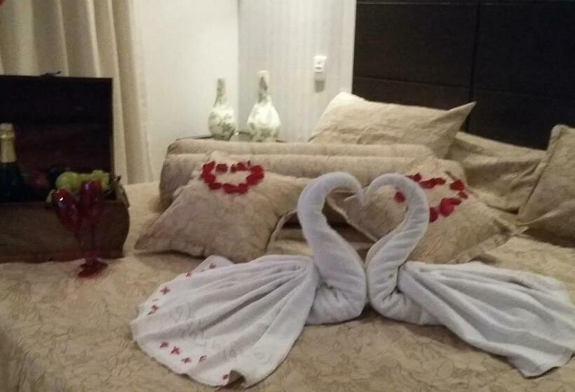 סוויטה עם ג'קוזי, Fiesta Baiana Clube