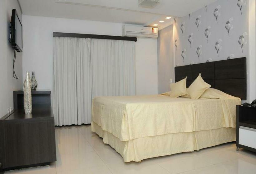 סוויטה עם ג'קוזי, Fiesta Baiana Clube