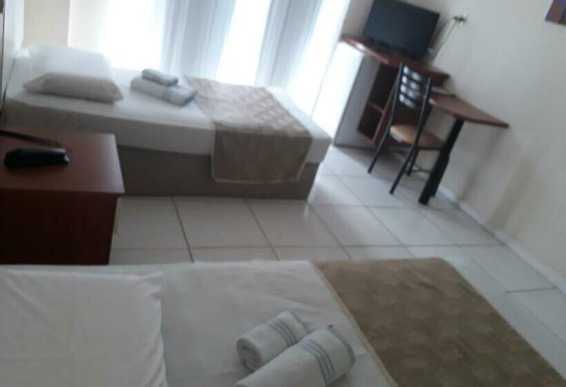 3-Bett-Standardzimmer, Fragata