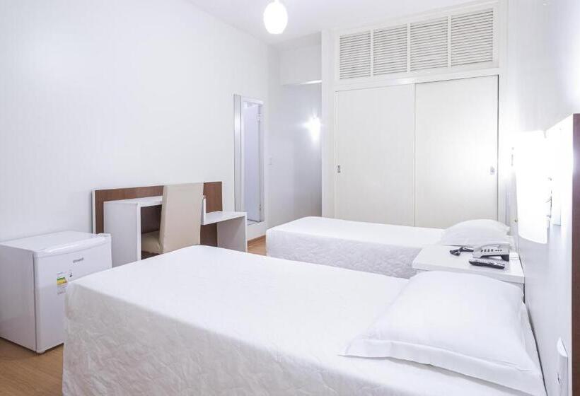 스탠다드 룸, Gracher Brusque