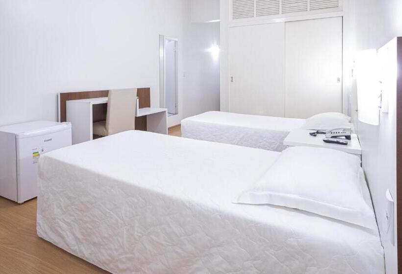 스탠다드 룸, Gracher Brusque