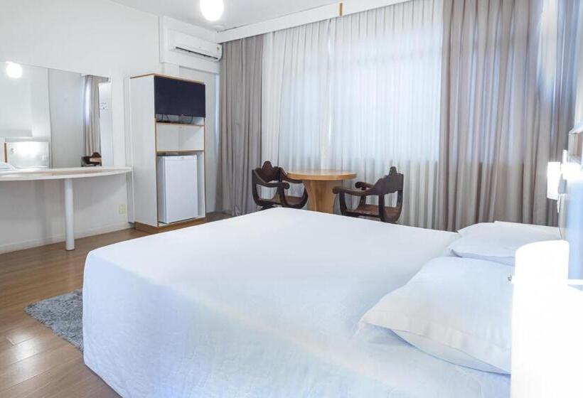 디럭스 스위트, Gracher Brusque