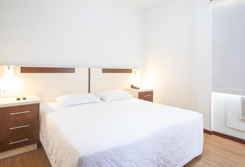 스탠다드 룸, Gracher Brusque