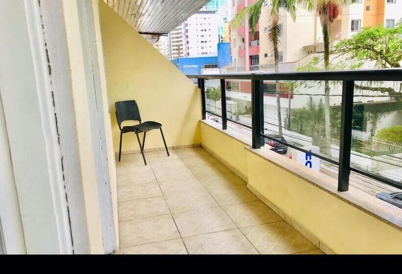 سوئیت با بالکن, Panamerican