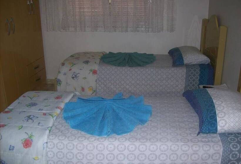 חדר סטנדרט, Sara