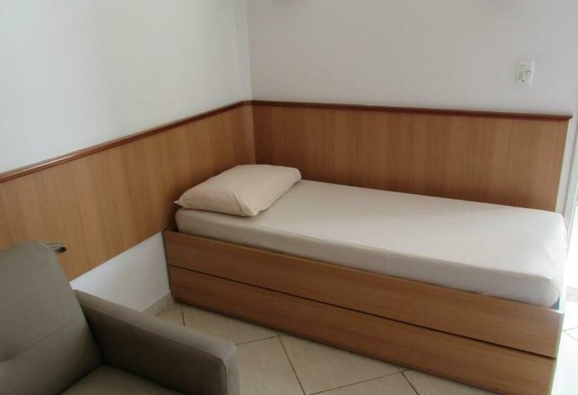 침실 1개 아파트, Satelite  Itanhaem